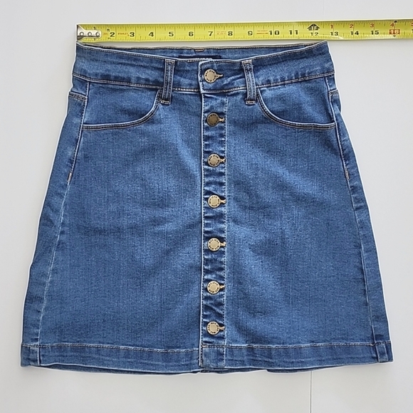 ⭐️3/ $30⭐️ Wax Jean Los Angeles California Blue Denim Jean Mini Skirt Size S - Picture 11 of 15